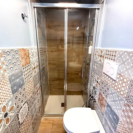 ベッド・アンド・ブレックファスト Molablu 3*